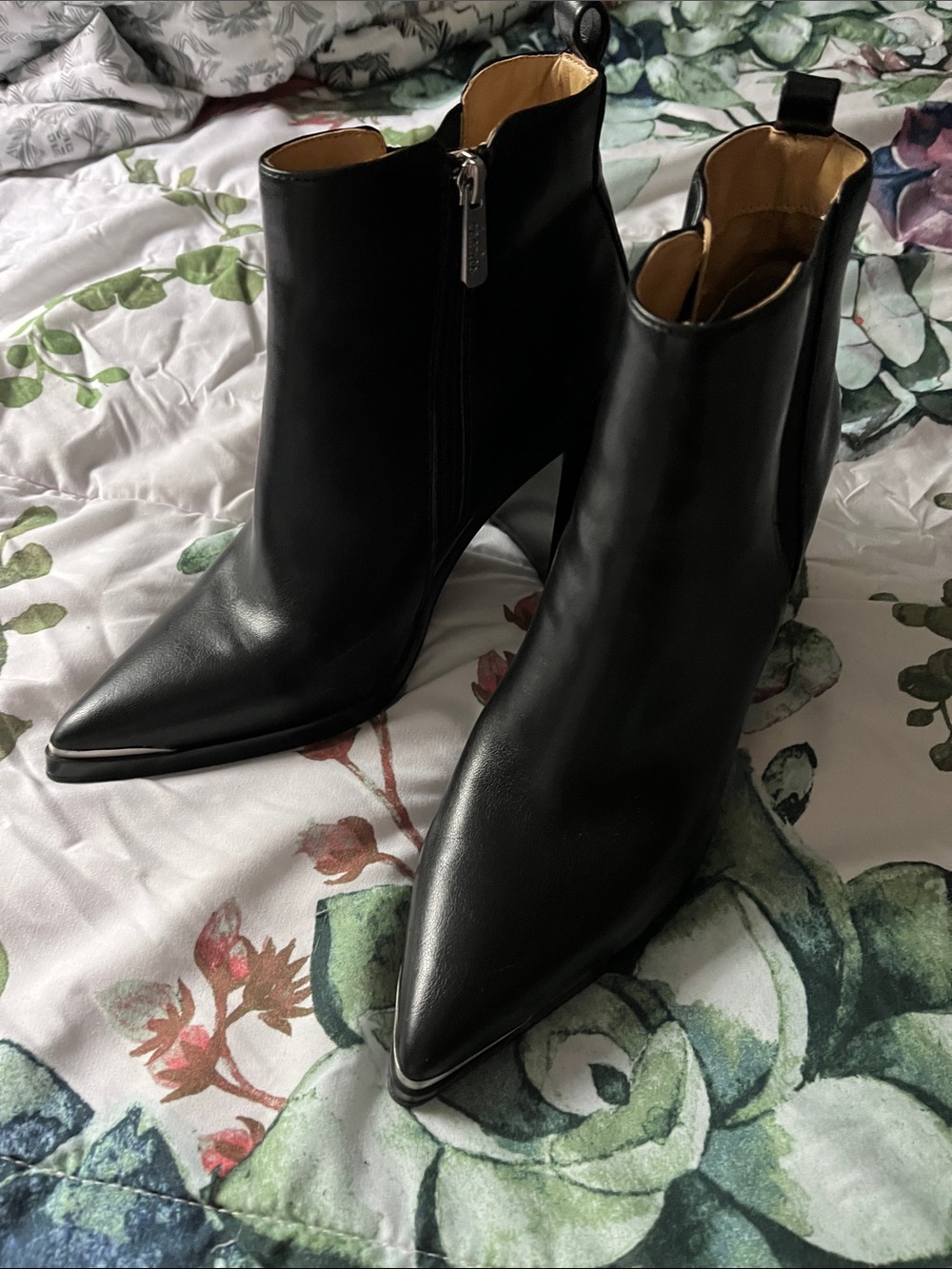 Classic Black Pointed Toe Women’s Ankle Boots